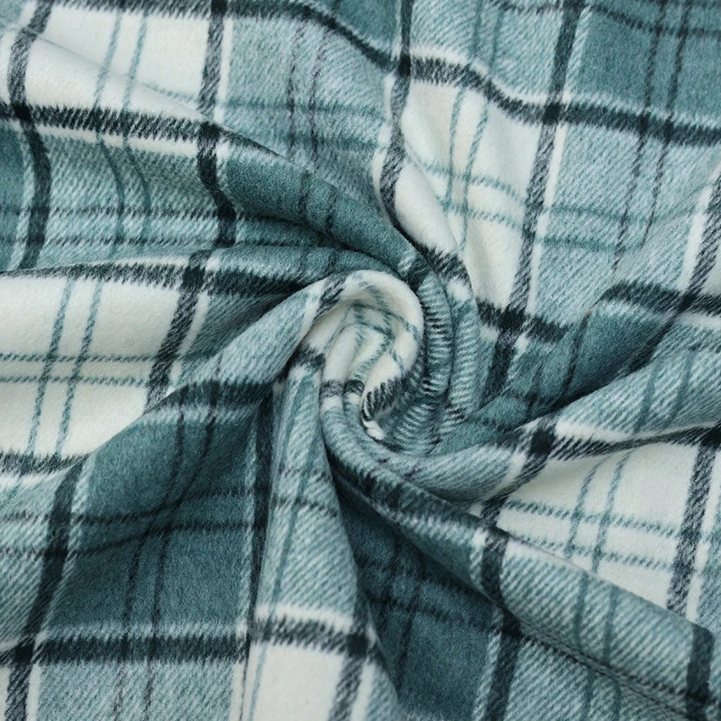 100x148cm Weicher, dicker Vint – Winter Clothing Material Bewertung und Preis