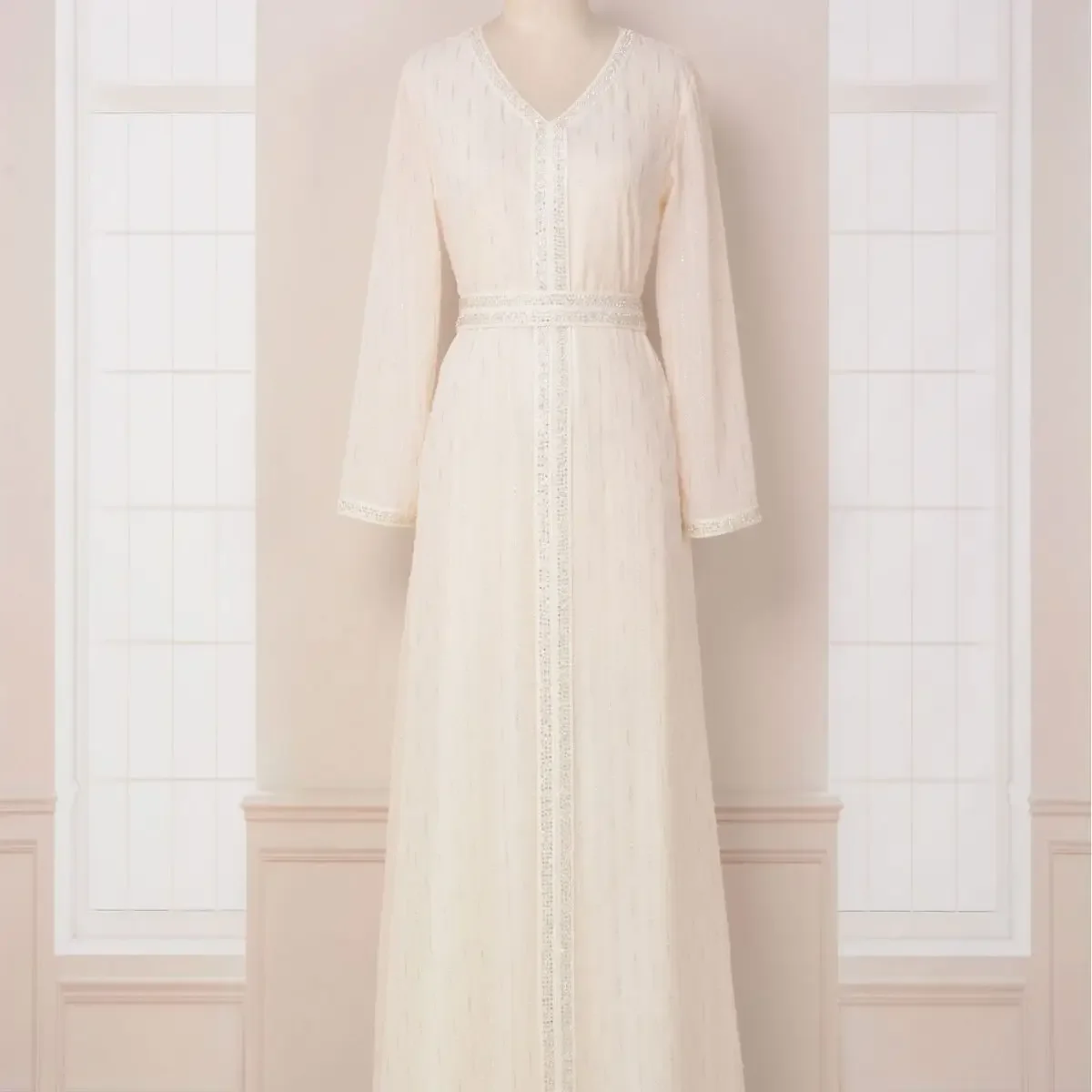 Arabisches Muslimisches Kleid  – Winter Clothing Dubai Bewertung und Preis